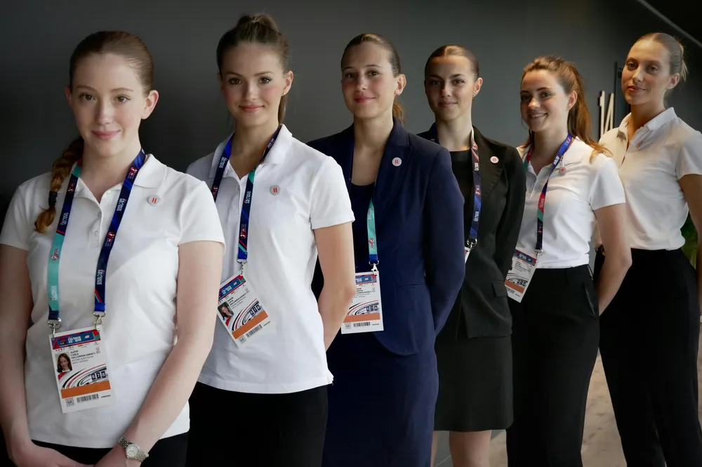 Equipe d'hôtesses pour évènements sportif haut de gamme